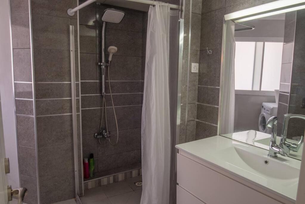 Royal Aparatment On The Sea , Blvd Nitza 34 Netanya Bagian luar foto