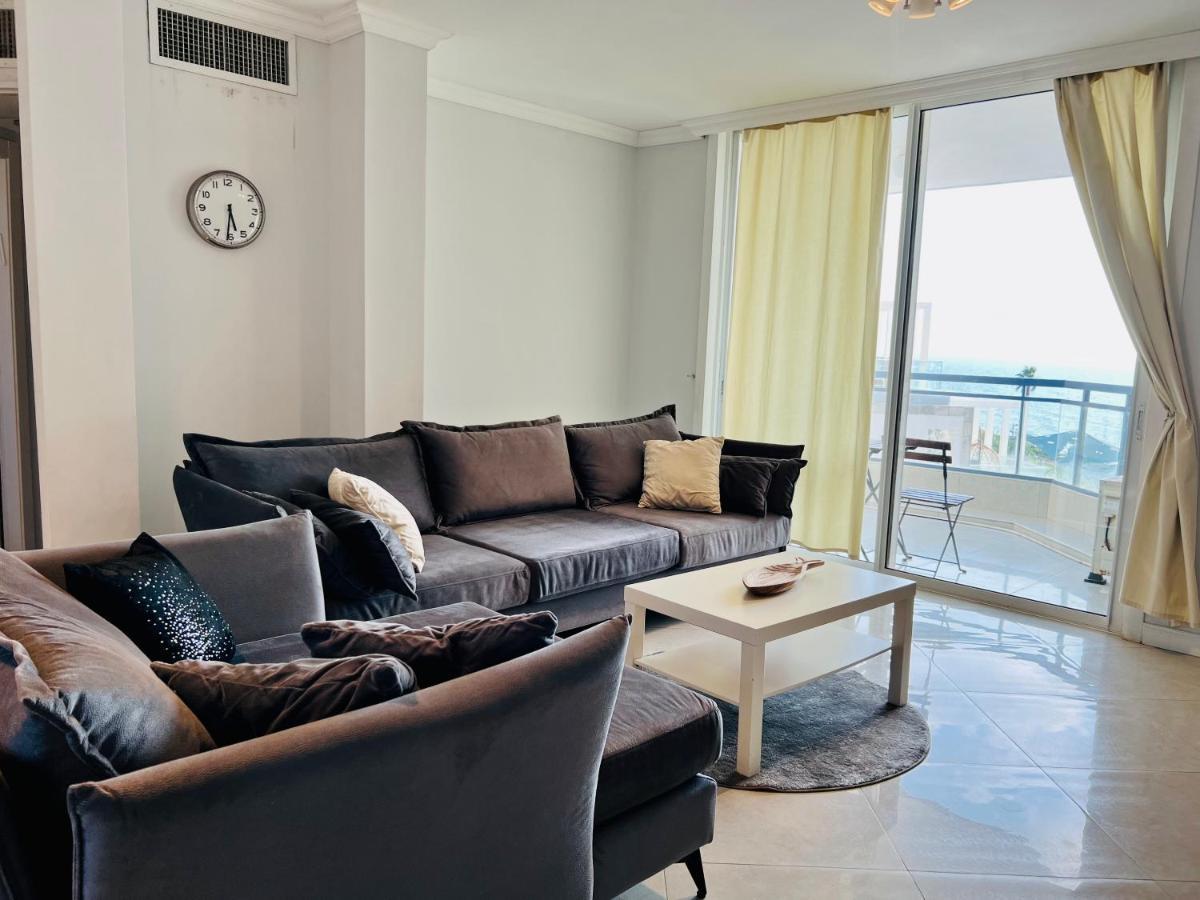 Royal Aparatment On The Sea , Blvd Nitza 34 Netanya Bagian luar foto